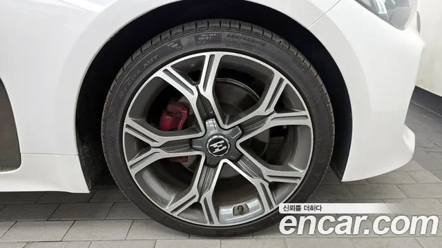 Kia Stinger id 2876696 из Кореи 15