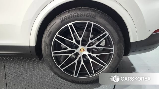 Porsche Cayenne (PO536) id 3811228 из Кореи 15