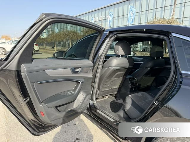 Audi A6L id 4276122 из Китая 37