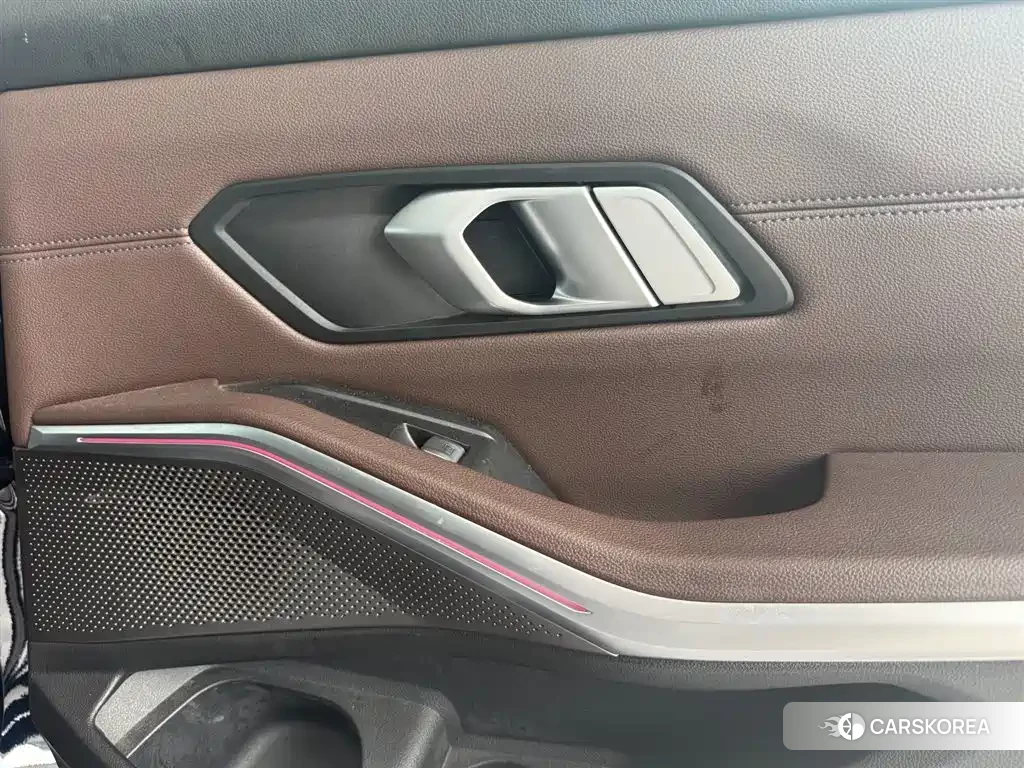 BMW i3 id 4547283 из Китая 22
