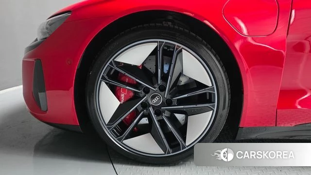 Audi RS e-Tron GT id 4415596 из Кореи 29