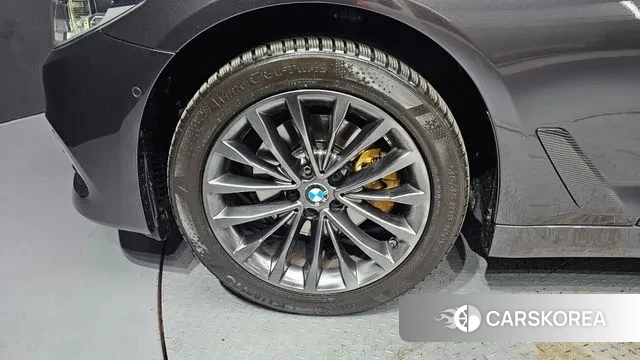 BMW 5 Series (G30) id 3736736 из Кореи 15