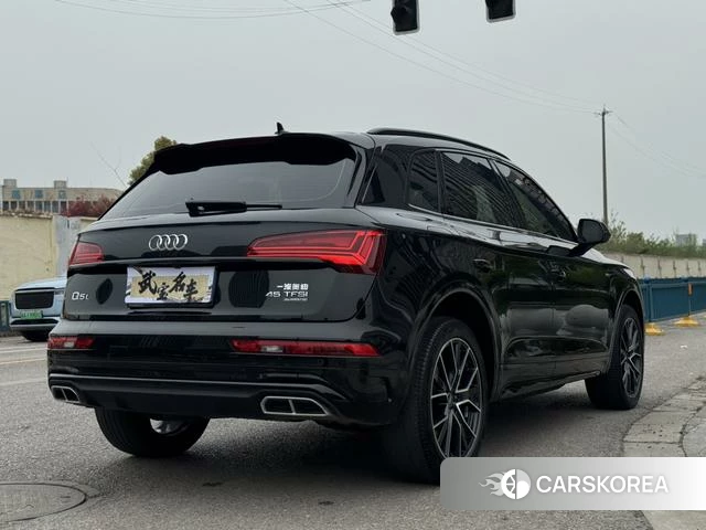 Audi Q5L 2024 Черный из Китая, фото 5