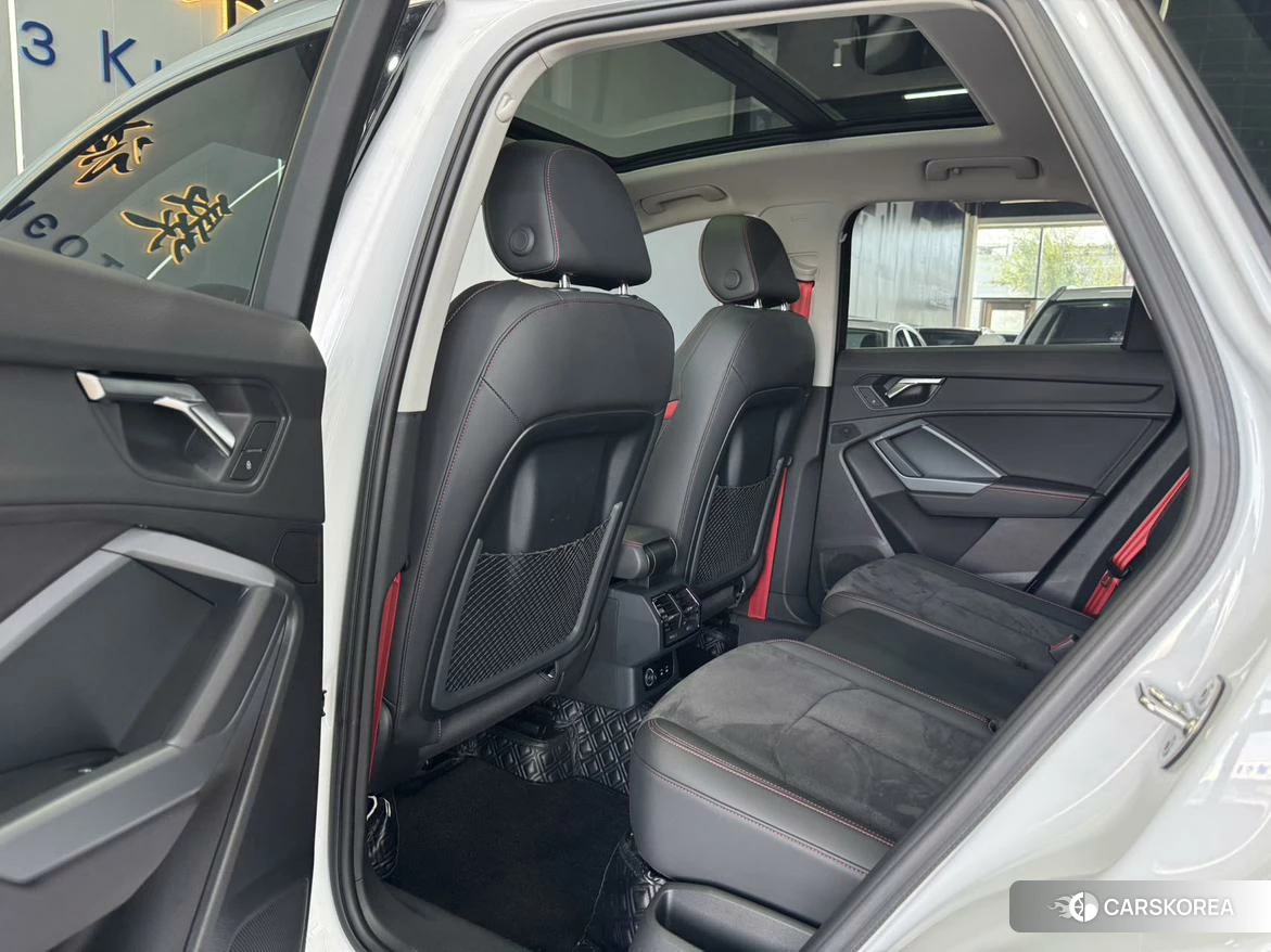 Audi Q3 2022 Белый из Китая, фото 5