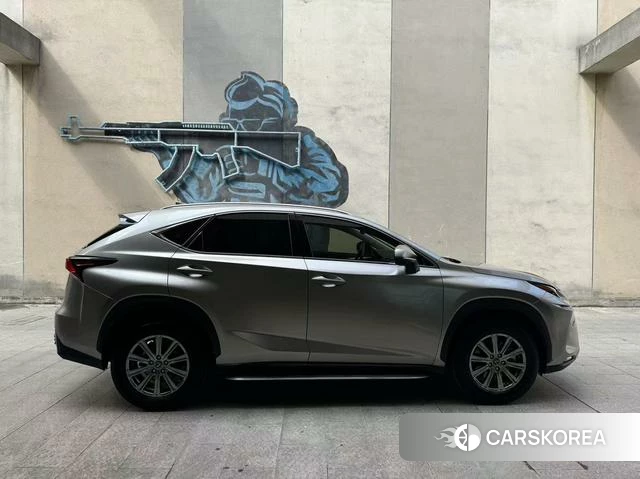 Lexus NX 2021 Темно-серый из Китая, фото 6