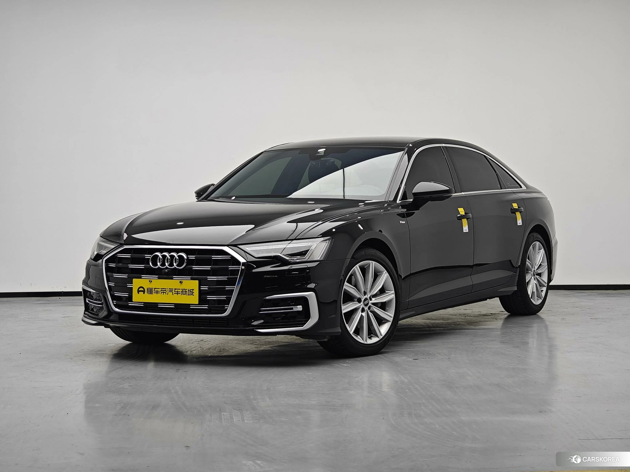 Audi A6L id 4453813 из Китая 15