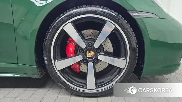 Porsche 911(992) id 3700885 из Кореи 15