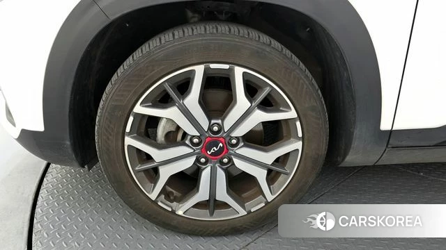 Kia Seltos id 4244263 из Кореи 15