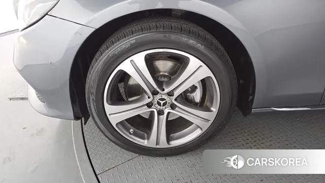 Mercedes-Benz E-Class W213 id 3748383 из Кореи 15