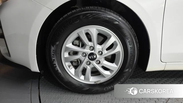 Kia Come New K3 id 4667269 из Кореи 15