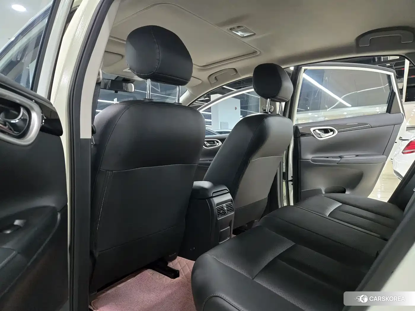 Nissan Sylphy 2022 Белый из Китая, фото 6