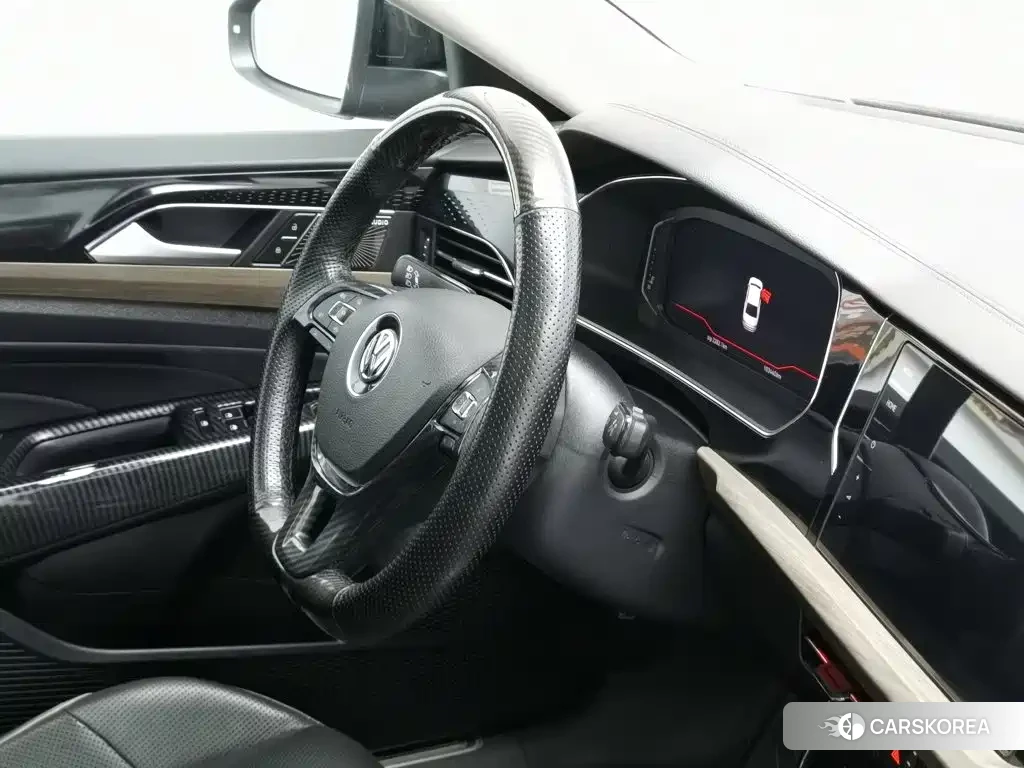 Volkswagen Passat id 4577840 из Китая 19