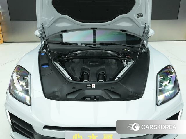 Porsche Panamera id 3920495 из Китая 23