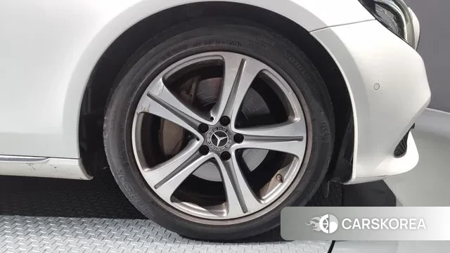 Mercedes-Benz E-Class W213 id 3429331 из Кореи 15