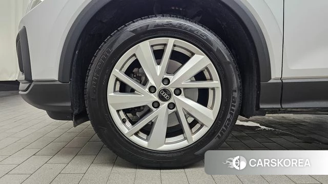 Audi Q2 id 4720383 из Кореи 25
