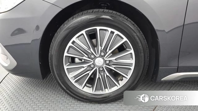 Hyundai Grandeur IG Hybrid id 4882500 из Кореи 25