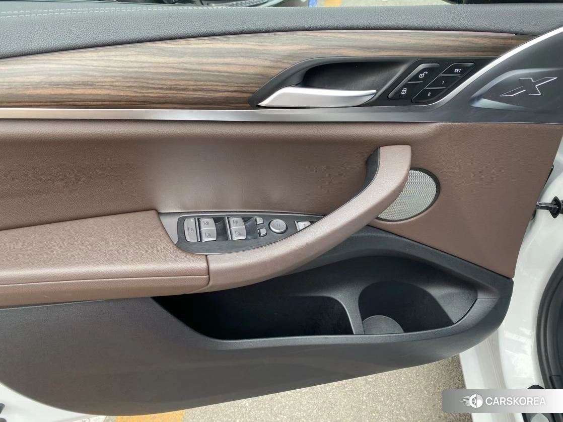 BMW X3 id 4461554 из Китая 23