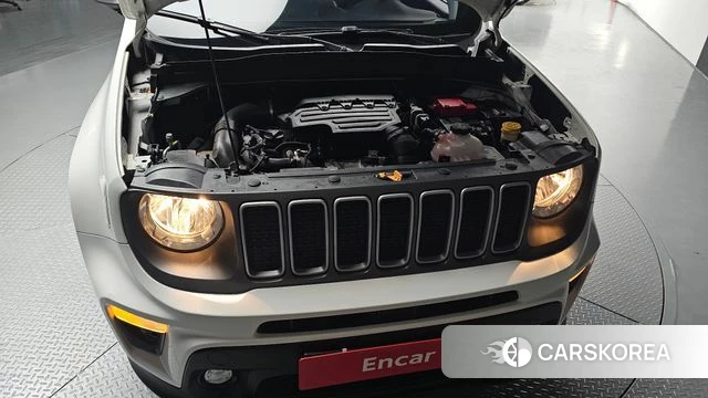 Jeep Renegade id 4517557 из Кореи 26