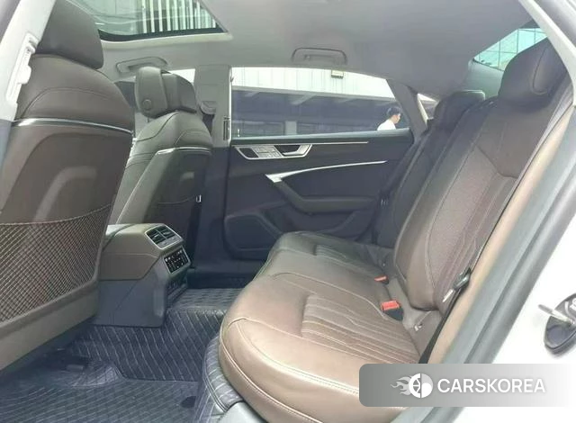 Audi A7L 2023 Белый из Китая, фото 5