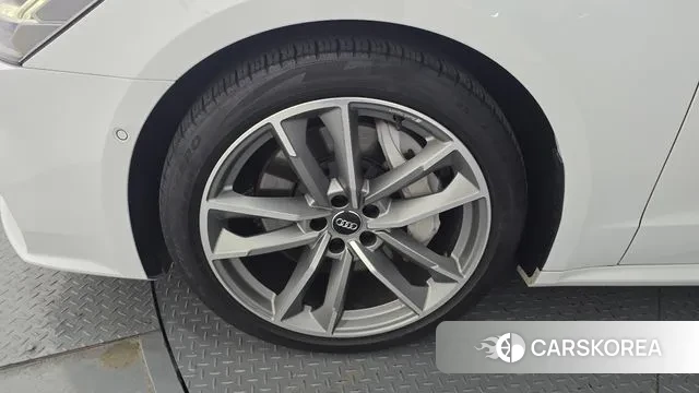 Audi A7 (4K) id 3567830 из Кореи 15