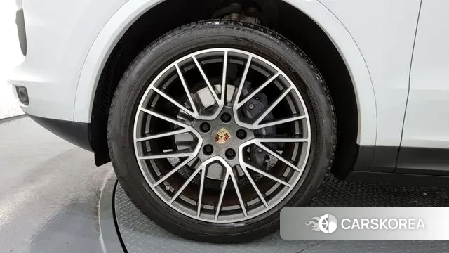 Porsche Cayenne (PO536) id 2976217 из Кореи 15