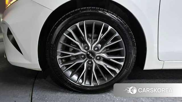 Kia The New K3 2nd generation id 3915645 из Кореи 15