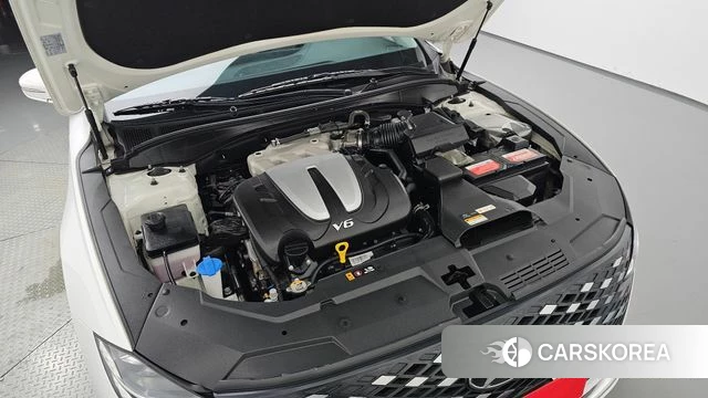 Hyundai The New Grandeur IG id 4507000 из Кореи 29