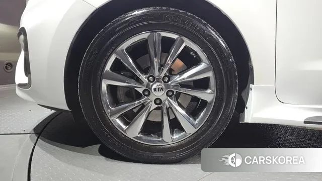 Kia The New Carnival id 3568569 из Кореи 15