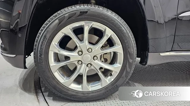 Jeep Grand Cherokee id 3301073 из Кореи 15