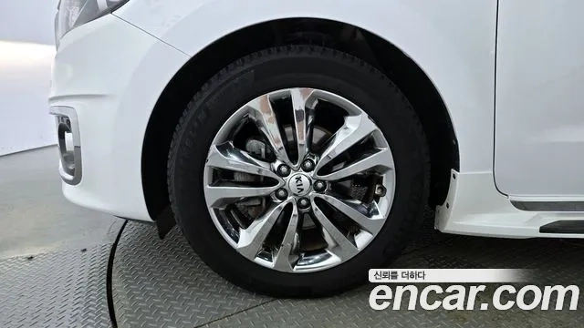 Kia All New Carnival id 2952250 из Кореи 15