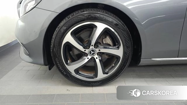 Mercedes-Benz E-Class W213 id 4785376 из Кореи 29