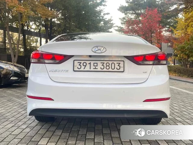 Hyundai Avante AD id 3336539 из Кореи 13