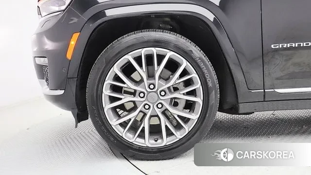 Jeep Grand Cherokee (WL) id 3518893 из Кореи 15