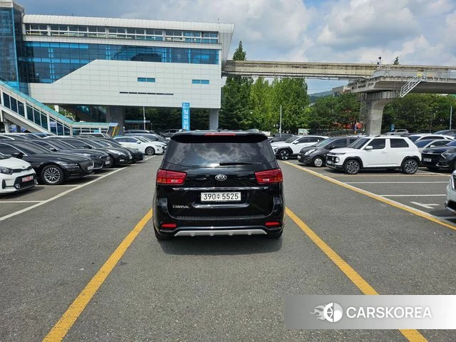 Kia The New Carnival id 4543434 из Кореи 15