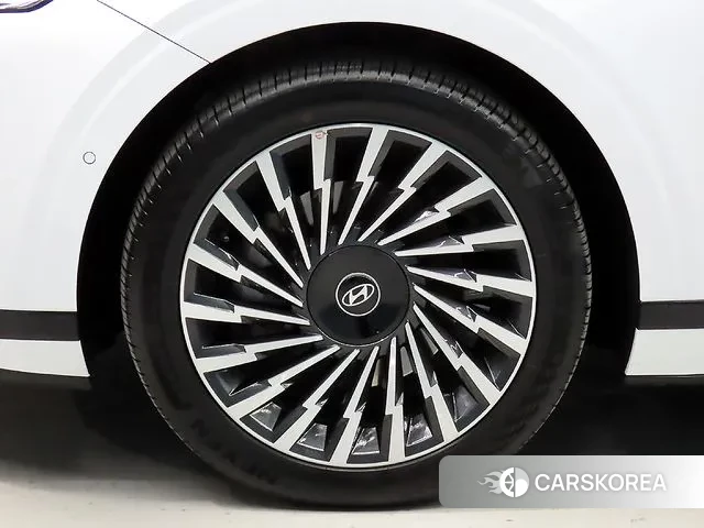 Hyundai Grandeur (GN7) id 3750744 из Кореи 15