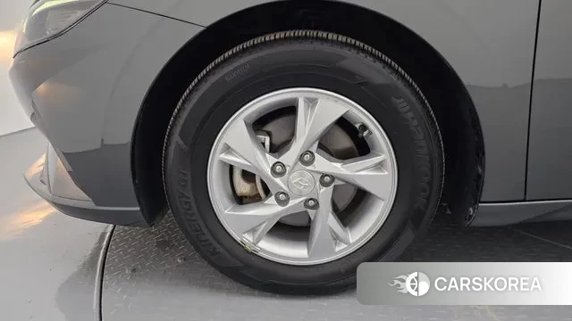 Hyundai Avante (CN7) id 2940193 из Кореи 15