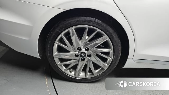 Hyundai The New Grandeur IG id 4693550 из Кореи 14