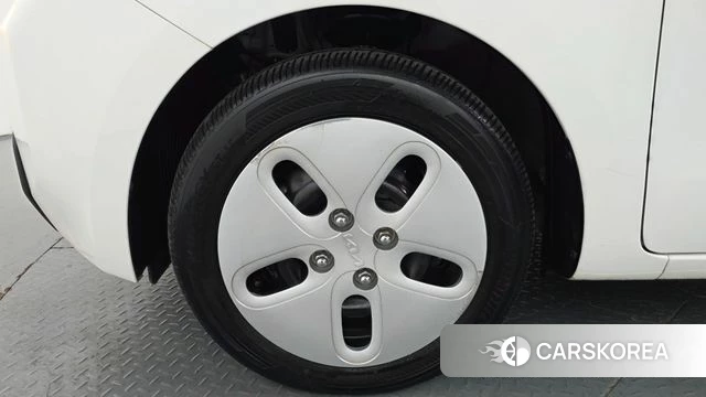 Kia The New Kia Ray id 4692031 из Кореи 25