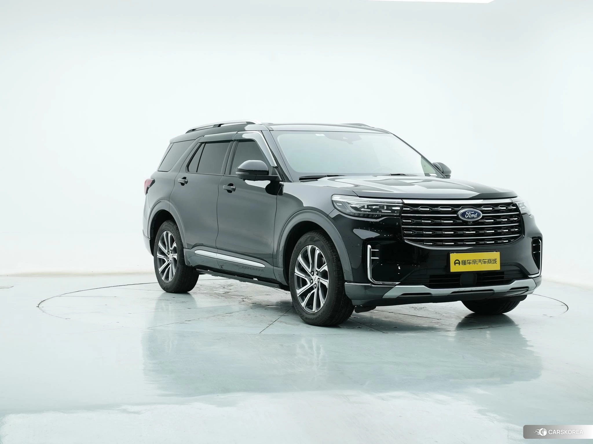 Ford Explorer 2022 Черный из Китая, фото 6