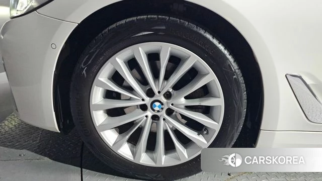 BMW 5 Series (G30) id 4302661 из Кореи 26