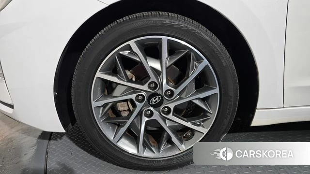 Hyundai The New Avante AD id 3936891 из Кореи 16