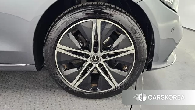 Mercedes-Benz C-Class W205 id 3698450 из Кореи 15