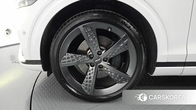 Genesis GV70 id 3923762 из Кореи 15