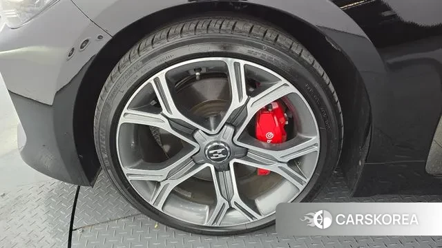 Kia Stinger id 3434447 из Кореи 15