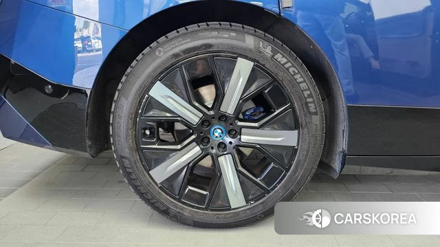 BMW iX id 4916865 из Кореи 29