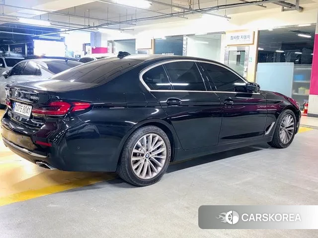 BMW 5 Series (G30) id 3288089 из Кореи 9