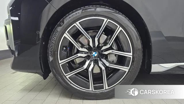 BMW 7 Series (G70) id 3486979 из Кореи 15