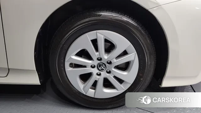 Toyota Prius 4th Generation id 3265243 из Кореи 15