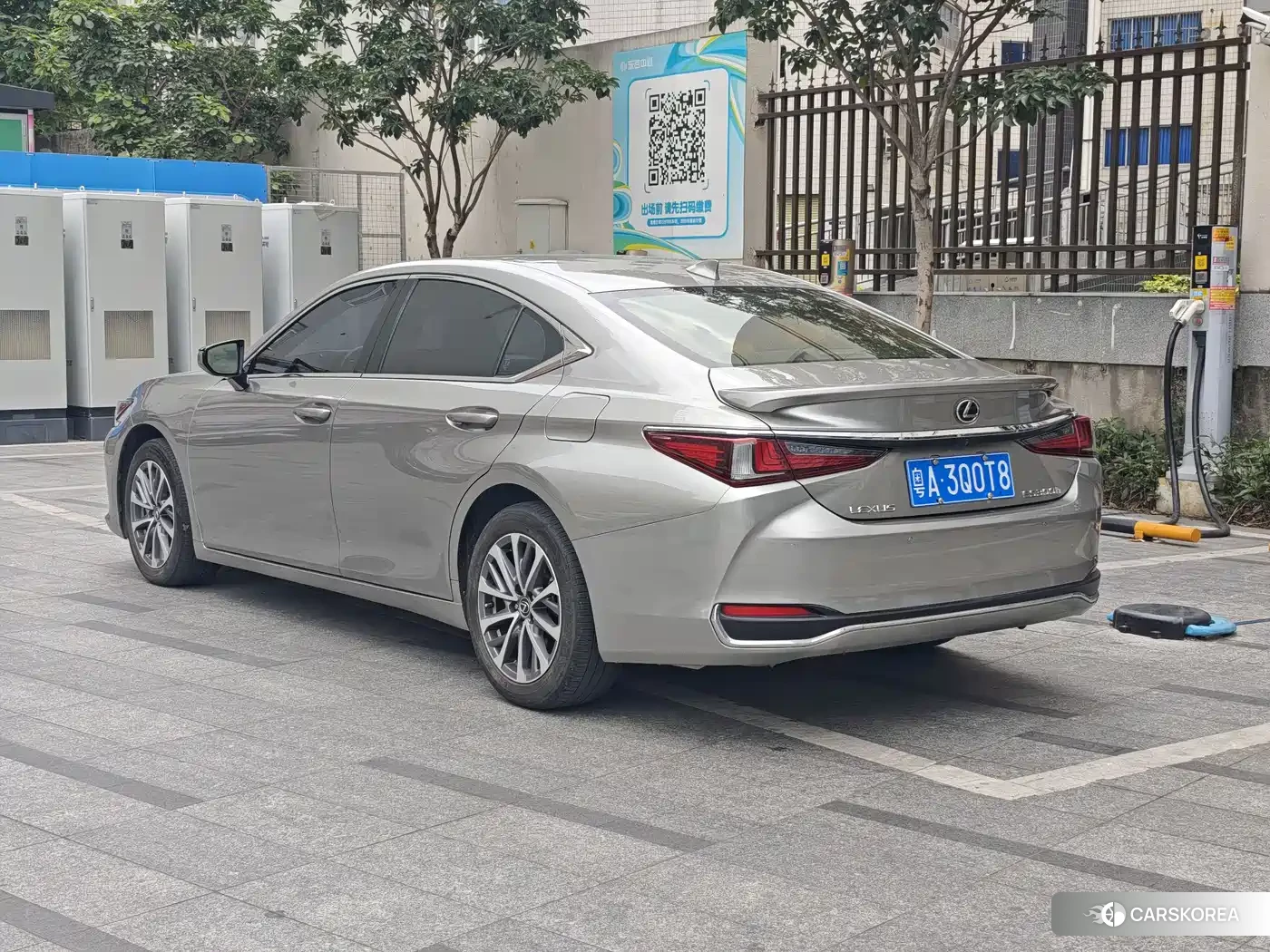 Lexus ES id 4622409 из Китая 11