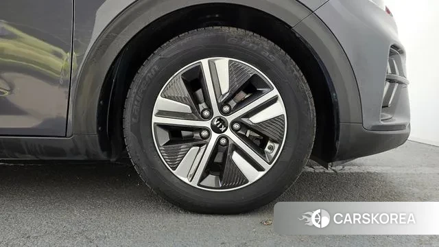 Kia The New Niro id 3045291 из Кореи 15